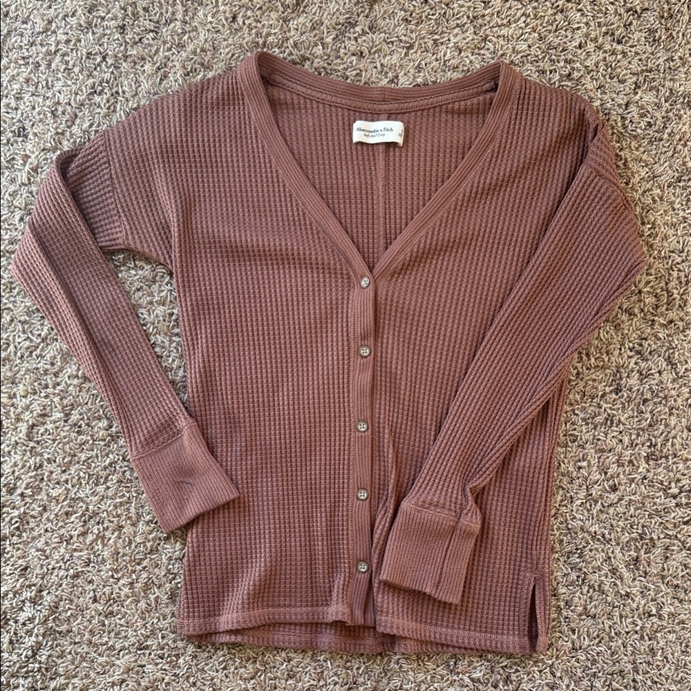 Abercrombie & Fitch  Button-Up